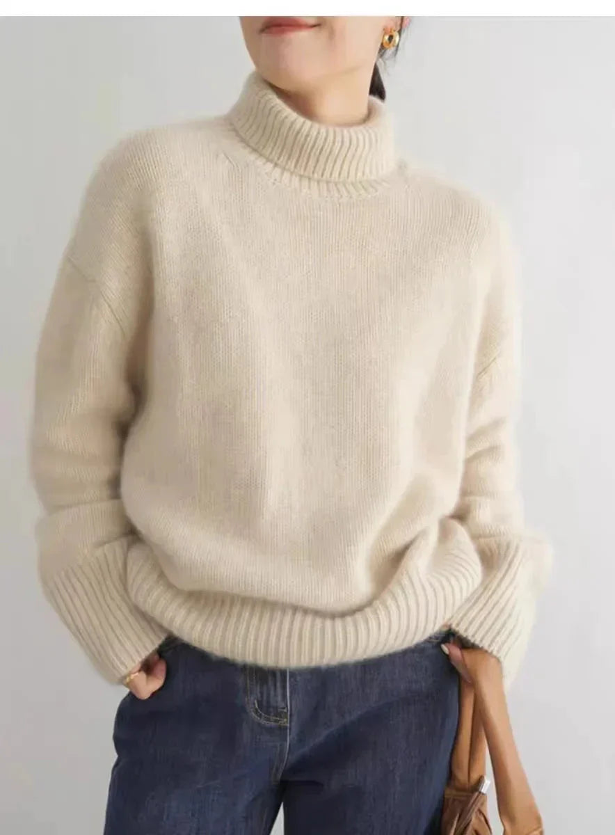 Collaria – Elegant High Collar Sweater