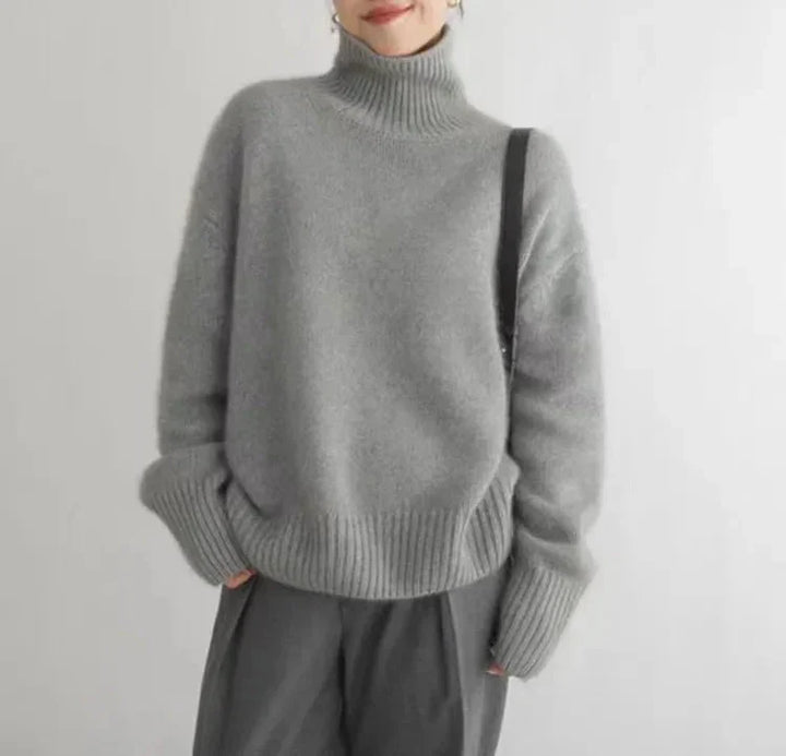 Collaria – Elegant High Collar Sweater