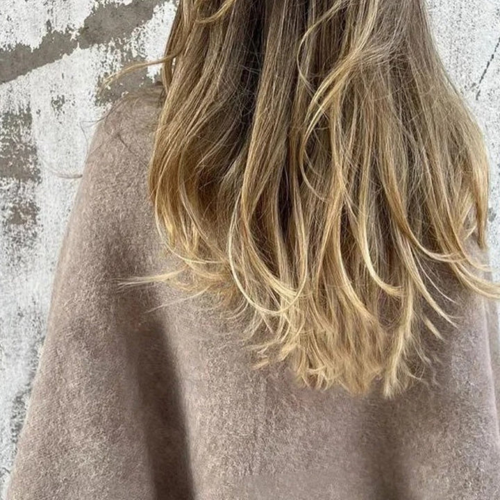 Flarella™ - Short Coat with Elegant Flared Sleeves